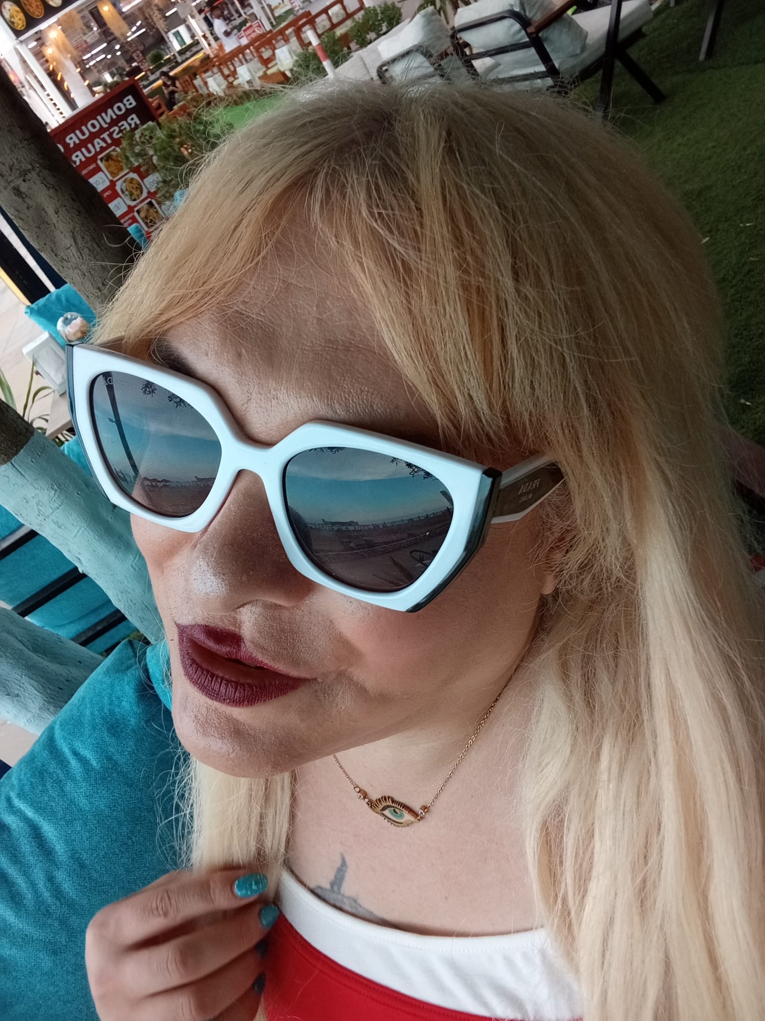 Mersin TRANS escort Begüm.  Sadece Whatsapp